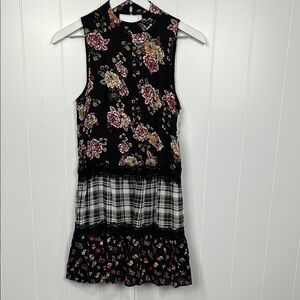 Love, Fire Womens Tunic/Mini XS Black White Floral Plaid Mixed Textures Keyhole